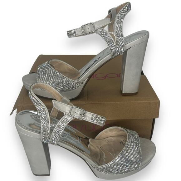 NEW Sugar Chunky Silver Heels Size 9 Sparkly Glitter Fancy Prom Formal Shoes NWT - Picture 1 of 8